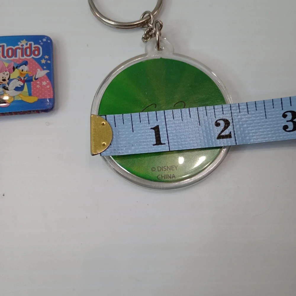 Disney Keychain Lot 6 Mickey,‎ Minnie, Goofy, Jerry Leigh, World  Lucite & Metal